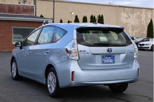 2013 Toyota Prius v Three