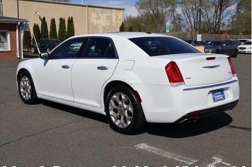 2016 Chrysler 300C Platinum