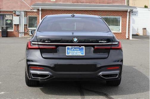 2021 BMW 740 xDrive