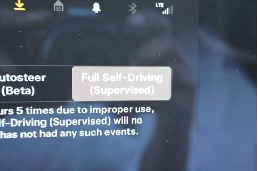 2023 Tesla Model X Standard Range