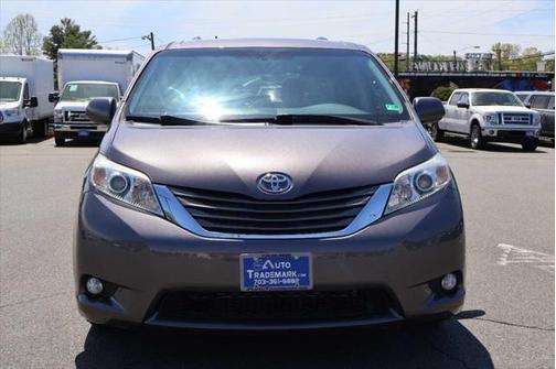 2011 Toyota Sienna XLE