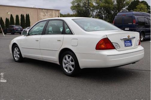 2001 Toyota Avalon XLS