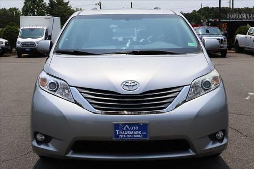 2012 Toyota Sienna XLE