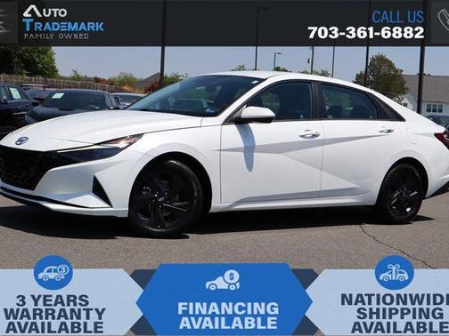 Quartz White 2022 Hyundai ELANTRA SEL IVT