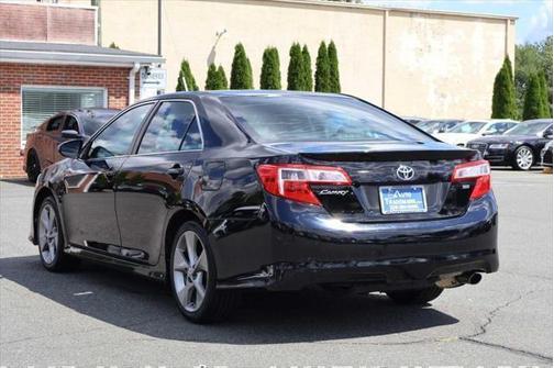 2014 Toyota Camry SE Sport