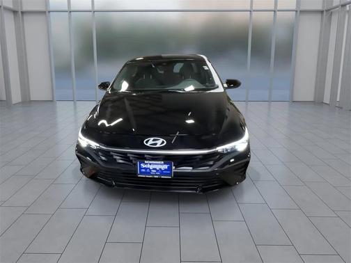 2025 Hyundai ELANTRA Sport