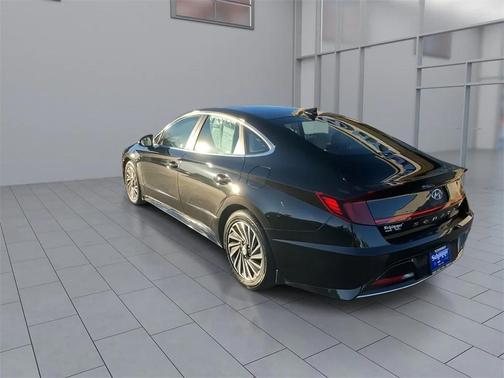 2021 Hyundai SONATA Limited 2.0T