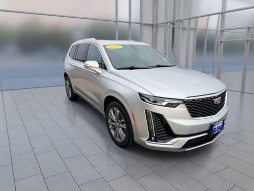 Radiant Silver Metallic 2020 Cadillac XT6 Premium Luxury AWD