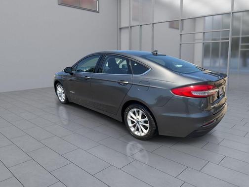 MAGNETIC METALLIC 2019 Ford Fusion Hybrid SE
