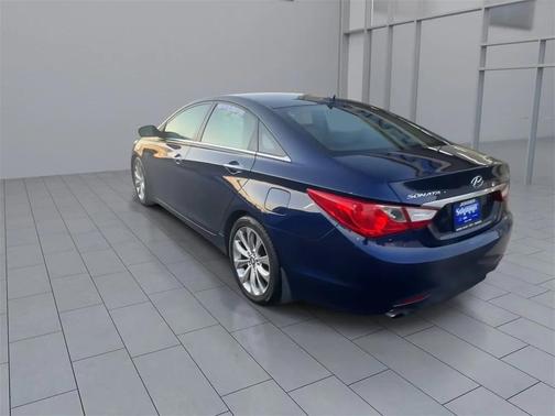 2012 Hyundai SONATA SE