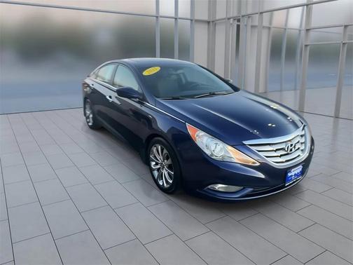 2012 Hyundai SONATA SE