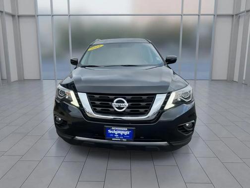 2018 Nissan Pathfinder SV