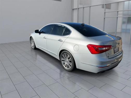 2016 Kia Cadenza Premium