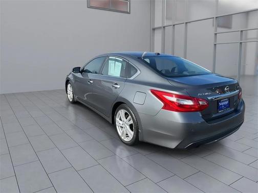 2017 Nissan Altima 3.5 SL