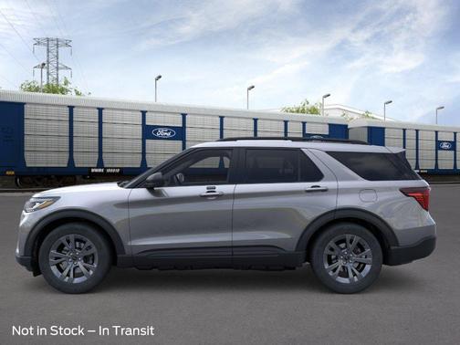 CARBONIZED GRAY METALLIC 2026 Ford Explorer Active