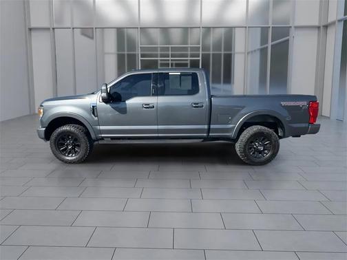 2022 Ford F-350 Lariat