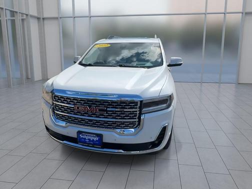 White Frost Tricoat 2022 GMC Acadia Denali