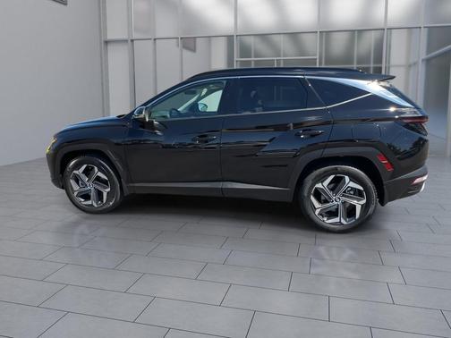 Black Pearl 2024 Hyundai TUCSON Hybrid Limited