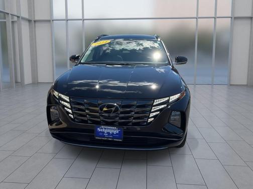Black Pearl 2024 Hyundai TUCSON Hybrid Limited