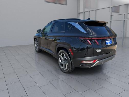 Black Pearl 2024 Hyundai TUCSON Hybrid Limited