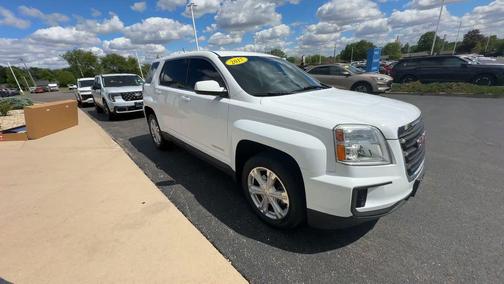 Summit White 2017 GMC Terrain SLE-1