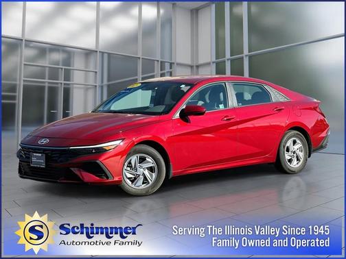 2025 Hyundai ELANTRA SE
