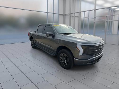2023 Ford F-150 Lightning LARIAT