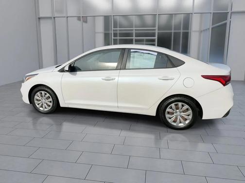 2018 Hyundai Accent SE