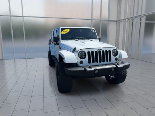 Bright White 2018 Jeep Wrangler JK Unlimited Sahara