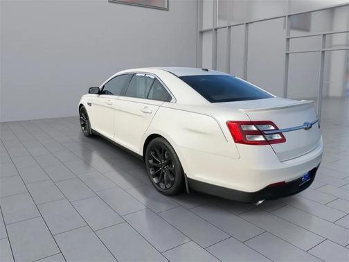 2016 Ford Taurus SEL