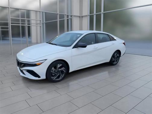 2025 Hyundai ELANTRA Sport