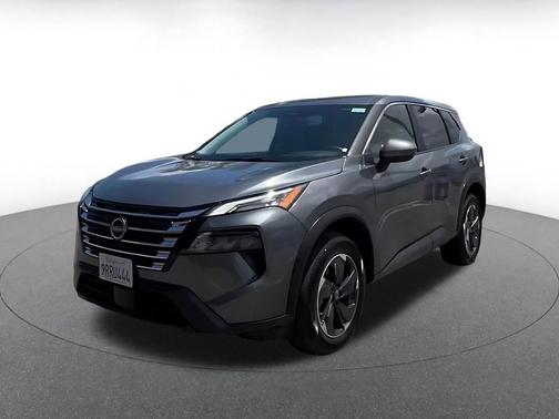 Gun Metallic 2025 Nissan Rogue SV