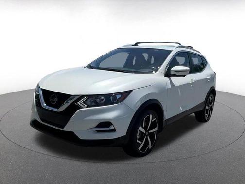 2022 Nissan Rogue Sport SL