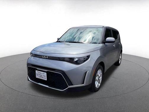Steel Gray 2025 Kia Soul LX