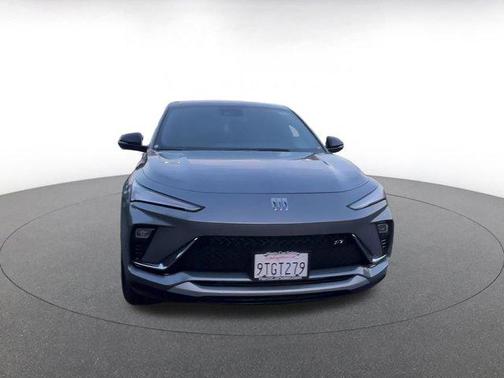 2025 Buick Envista Sport Touring FWD