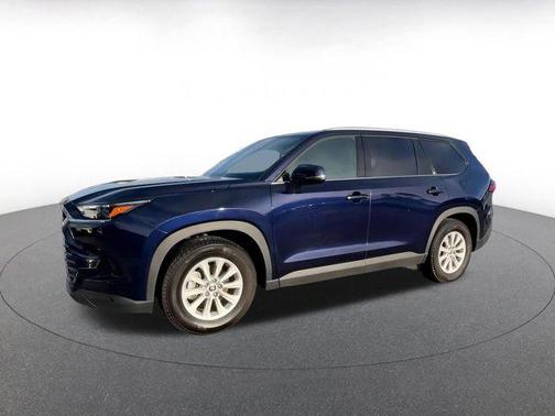 2025 Toyota Highlander LE