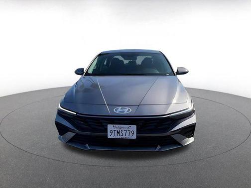 2025 Hyundai ELANTRA HEV Limited