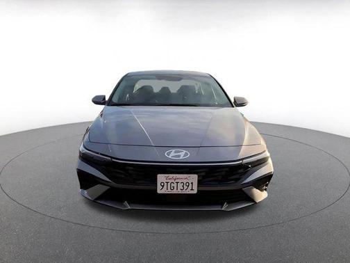 2025 Hyundai ELANTRA HEV Limited