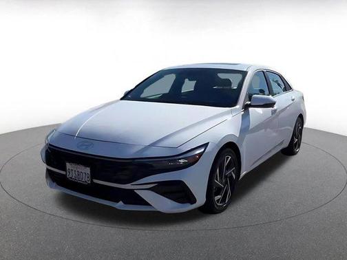 2025 Hyundai ELANTRA HEV Limited