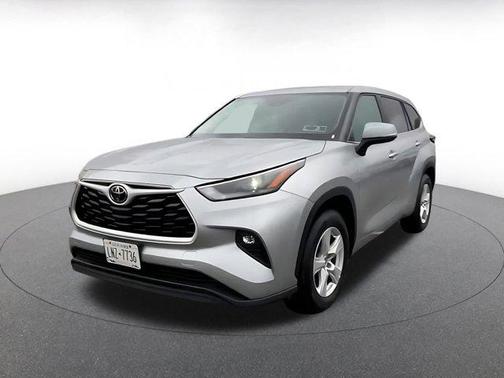 2025 Toyota Highlander LE