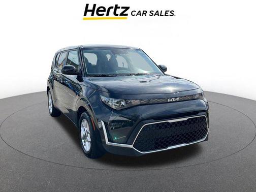 Fusion Black 2025 Kia Soul LX