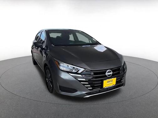 Gun Metallic 2025 Nissan Versa 1.6 SV