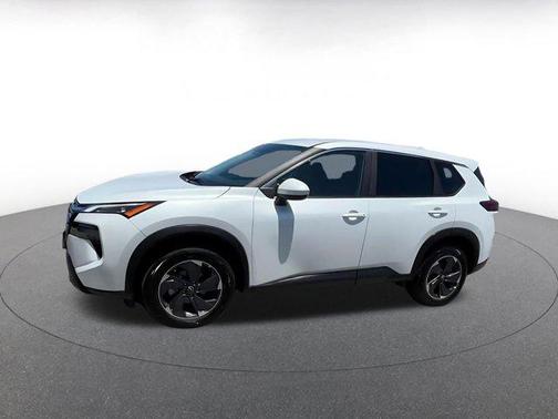 Everest White Pearl 2025 Nissan Rogue SV