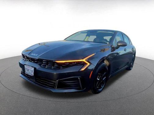 2025 Kia K5 LXS