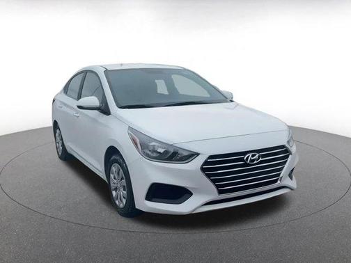2022 Hyundai Accent SE