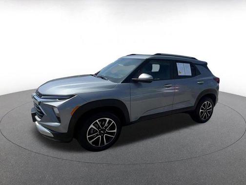 Sterling Gray Metallic 2025 Chevrolet Trailblazer LT