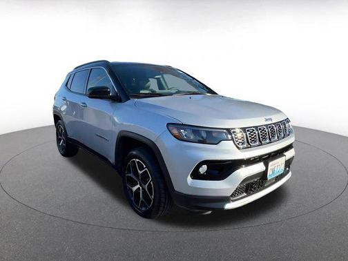 Silver Zynith Metallic Clearcoat 2025 Jeep Compass Limited