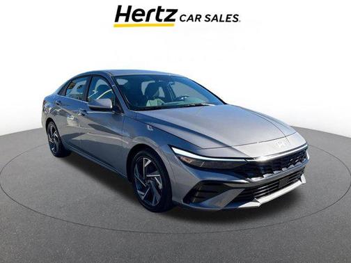 2025 Hyundai ELANTRA SEL