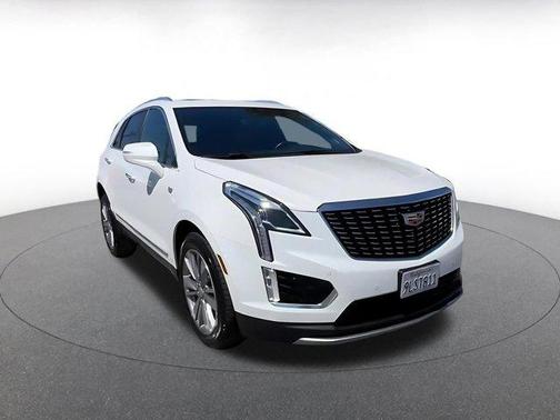 Crystal White Tricoat 2024 Cadillac XT5 Premium Luxury