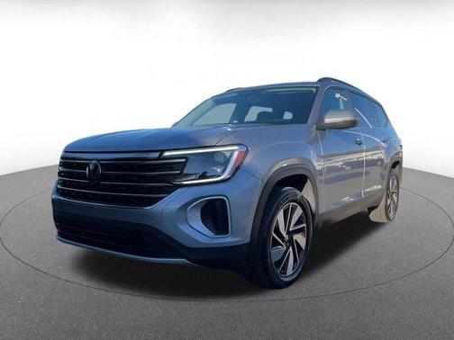 2025 Volkswagen Atlas 2.0T SE w/Technology 4MOTION